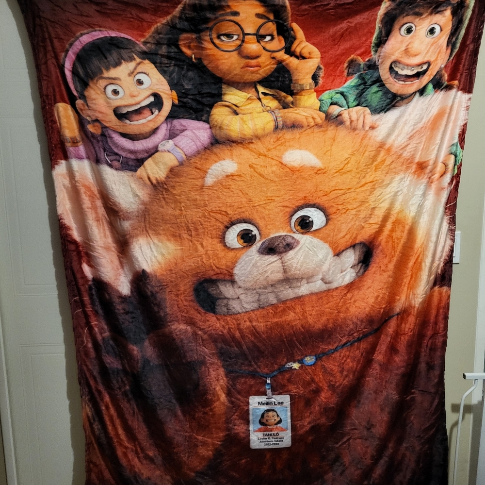 RED MEI PRIYA BLANKET